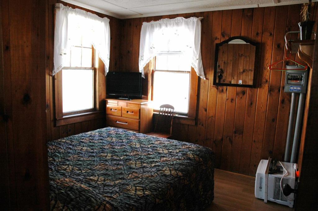 Channel Waterfront Cottages Weirs Beach Habitación foto